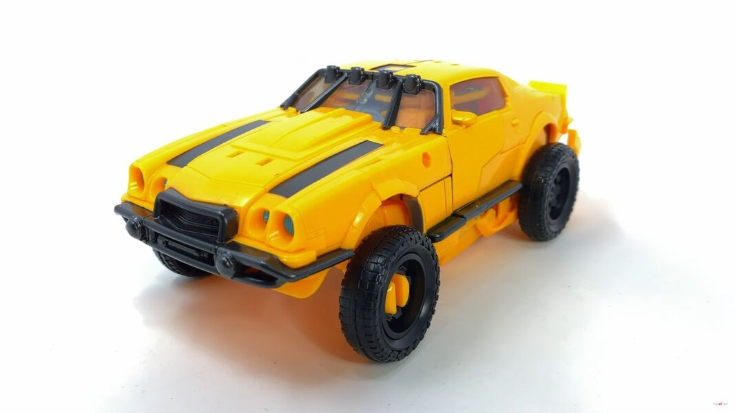 Image Of Beast Mode Bumblebee From Transformers Rise Of The Beasts  (17 of 27)